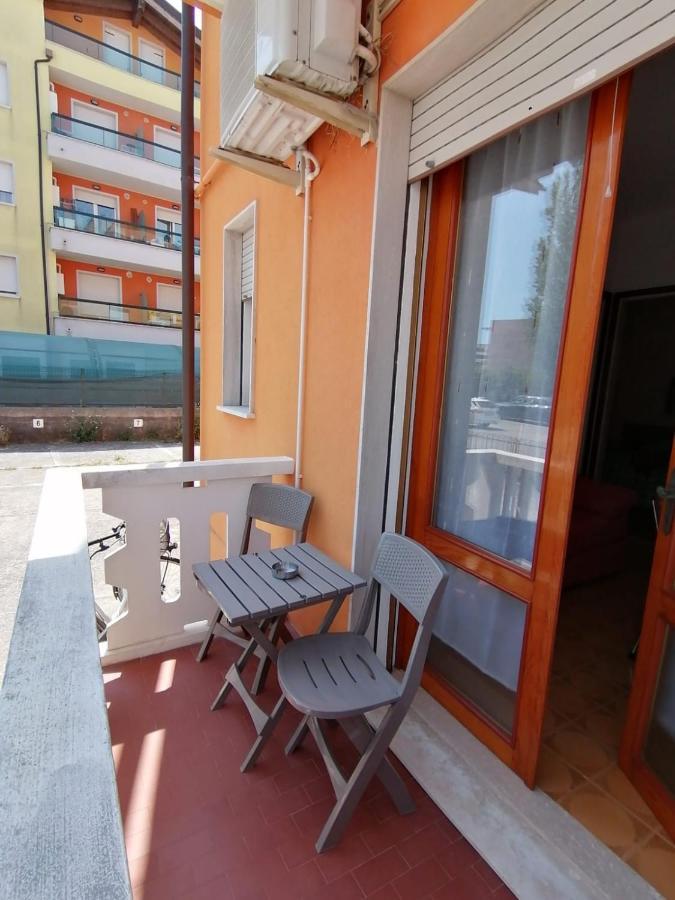 Bilocale Kenya Apartment Caorle Exterior foto